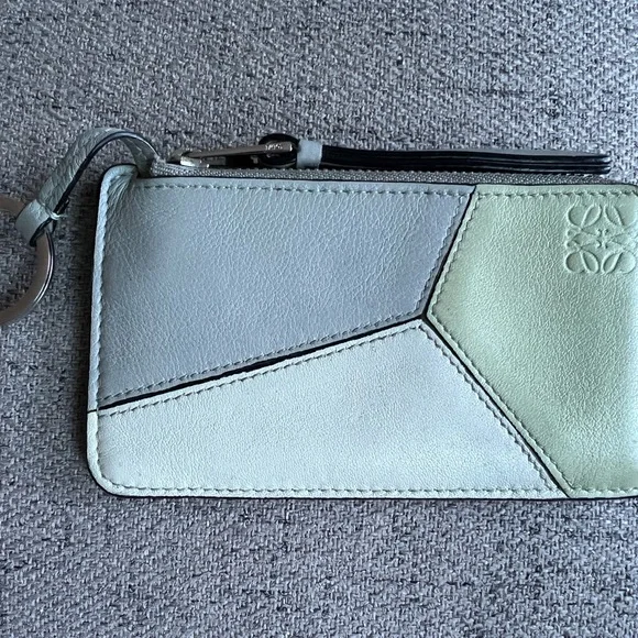 Loewe Puzzle Leather Zip Card Pouch - Picture 7 of 12